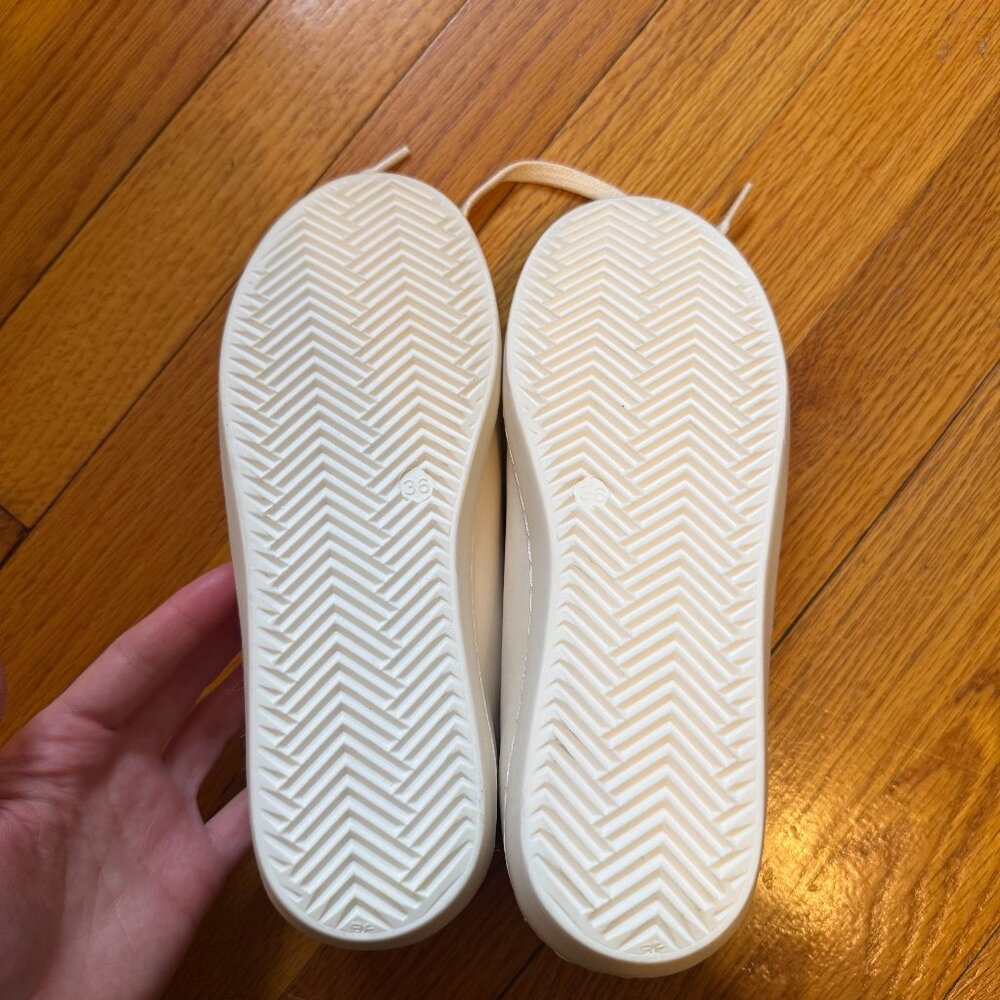 Sezane Cream Leather Sneakers - Picture 3 of 5